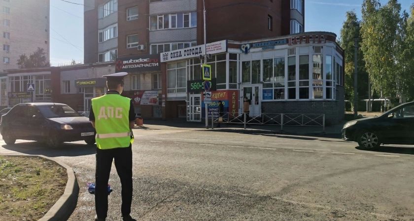 С 1 мая водителям запретили открывать капот по требованию ГАИ: будет сразу штраф
