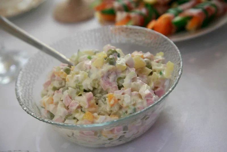 Салат «Киевский»: вкусная альтернатива привычному Оливье
