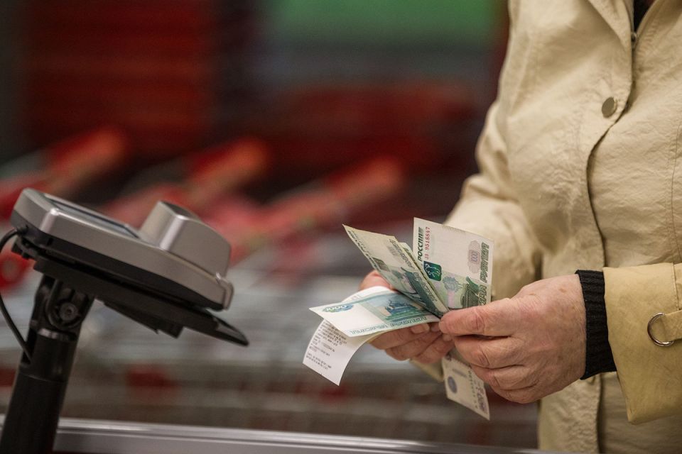 Новые законы мая: что ждет потребителей и заемщиков