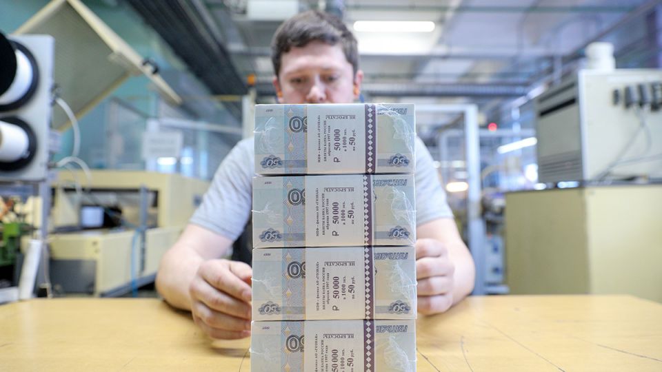 Как повышение МРОТ до 27 093 рублей в 2026 году изменит жизнь миллионов россиян