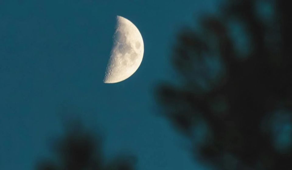 Лунный календарь февраля: когда стоит избегать важных решений