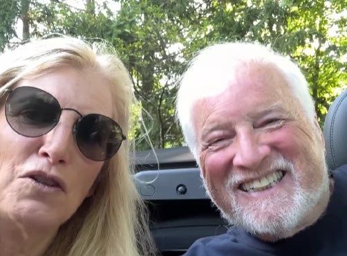 Как сайты знакомств помогают зрелым одиночкам найти вторую половинку