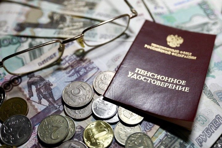 Госдума рассматривает законопроект о значительном увеличении пенсий для пожилых россиян