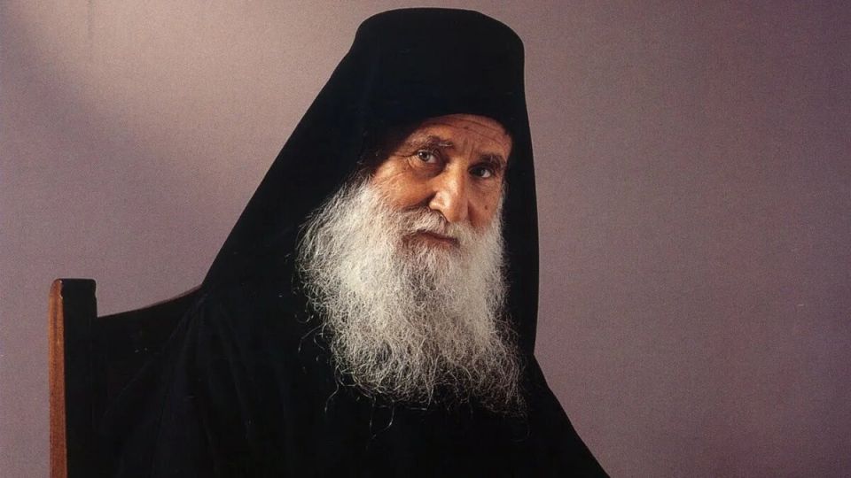 Как справляться с обидчиками: мудрая философия афонских старцев