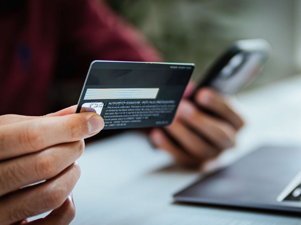 Новые правила банковских переводов: как защитить свои финансы в 2026 году