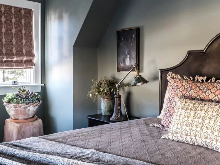 В поисках лучших подержанных предметов для дома