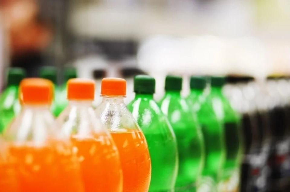 Сладкие газированные напитки и настроение: что говорит наблюдение науки