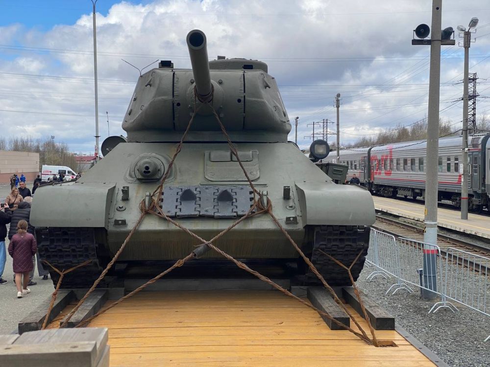      10-          1945 ,   ,     -   
