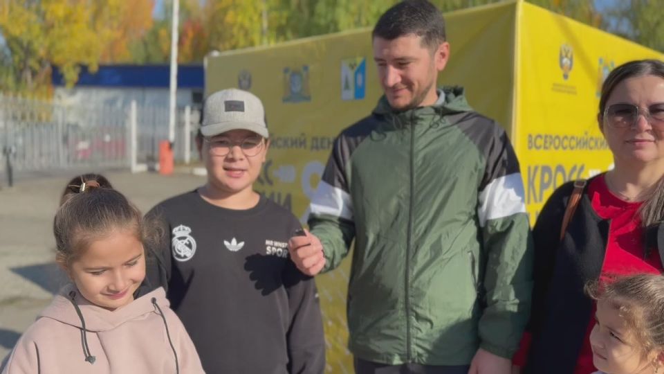 Дмитрий Кощенко: Друзья, земляки! Сегодня в Югре впервые отмечается День многодетной семьи! От всего сердца поздравляю вас с этим праздником!
