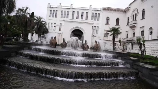 Сезон авиасообщения между Югрой и Абхазией завершен