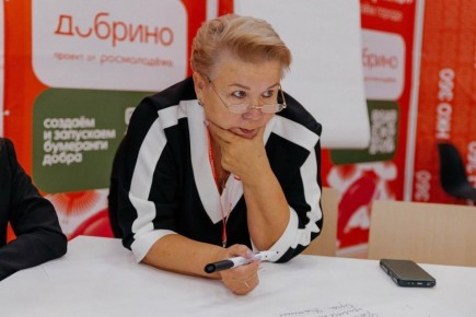Проект финалистки премии #МЫВМЕСТЕ помогает фронту и вдохновляет других