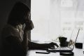 5 приемов, которые помогут взбодриться на работе: если потянуло на сон