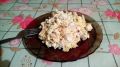 Невероятный салат с курицей и омлетными блинчиками