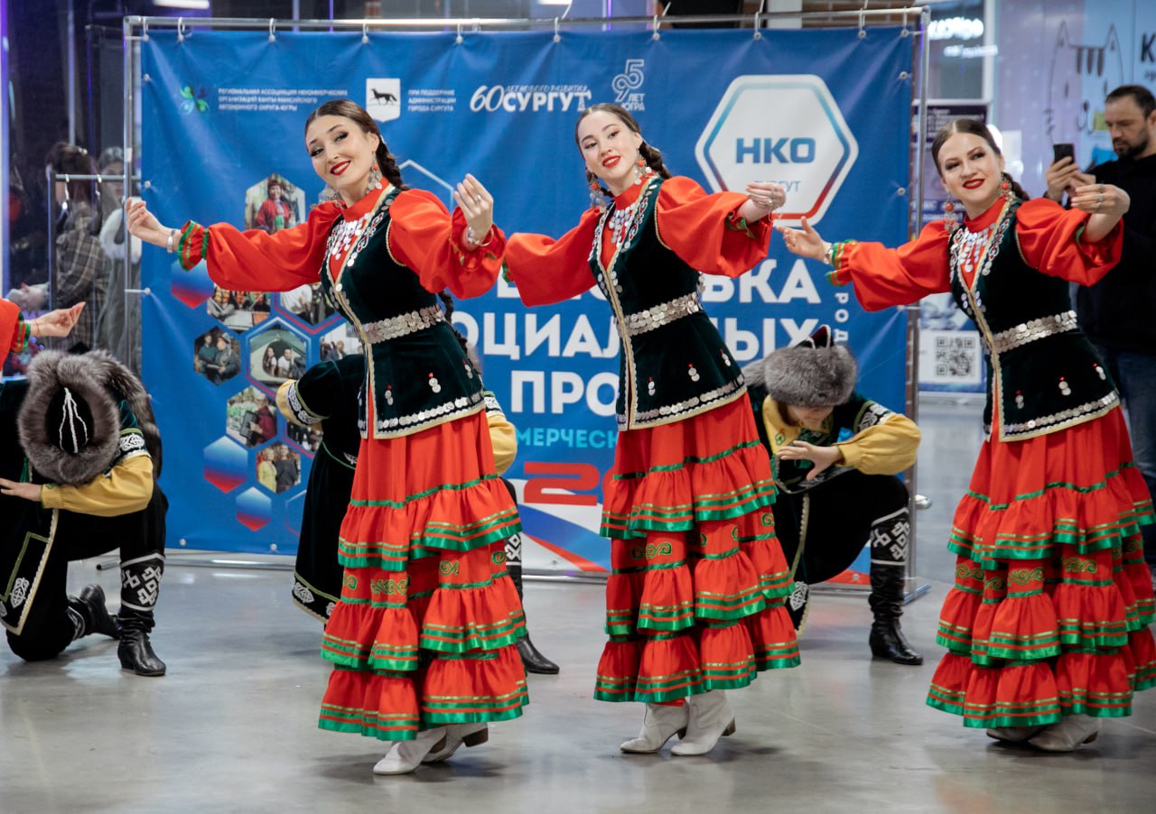 Более 50 социальных проектов представили НКО Сургута на городской выставке Более 50 социальных проектов представили НКО Сургута на городской выставке