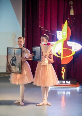 Сургутская детская школа искусств № 1 отметила 35-летний юбилей