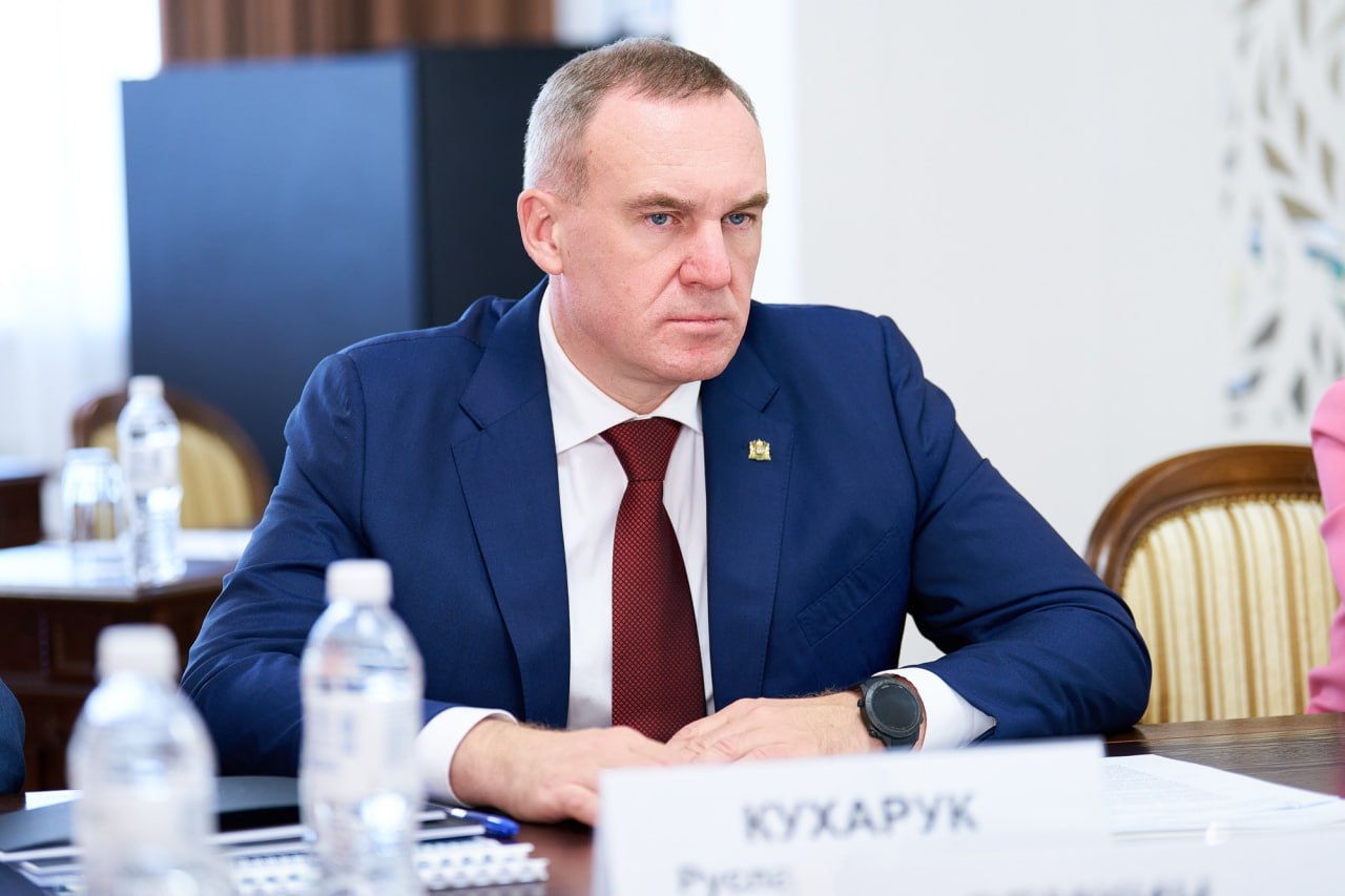 Губернатор Югры и глава корпорации «Система» обсудили проекты по развитию региона в области строительства и цифровизации Губернатор Югры и глава корпорации «Система» обсудили проекты по развитию региона в области строительства и цифровизации