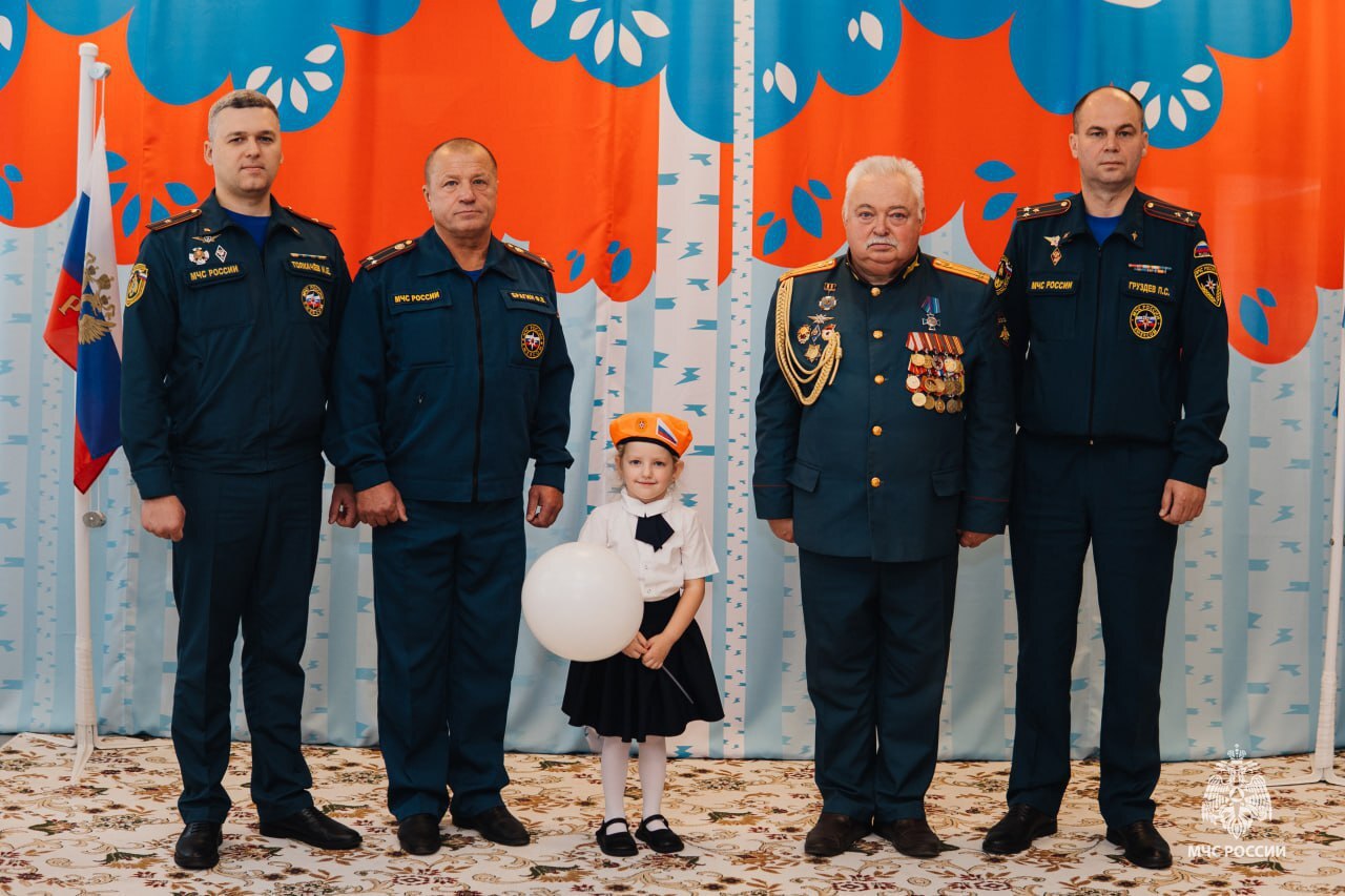 Верность традициям: «Юные кадеты МЧС России» - будущее в надежных руках