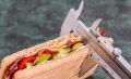 Как перестать переедать, чтобы похудеть к лету: дельные советы