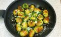 Идеальное летнее блюдо: картошка с чесноком и укропом
