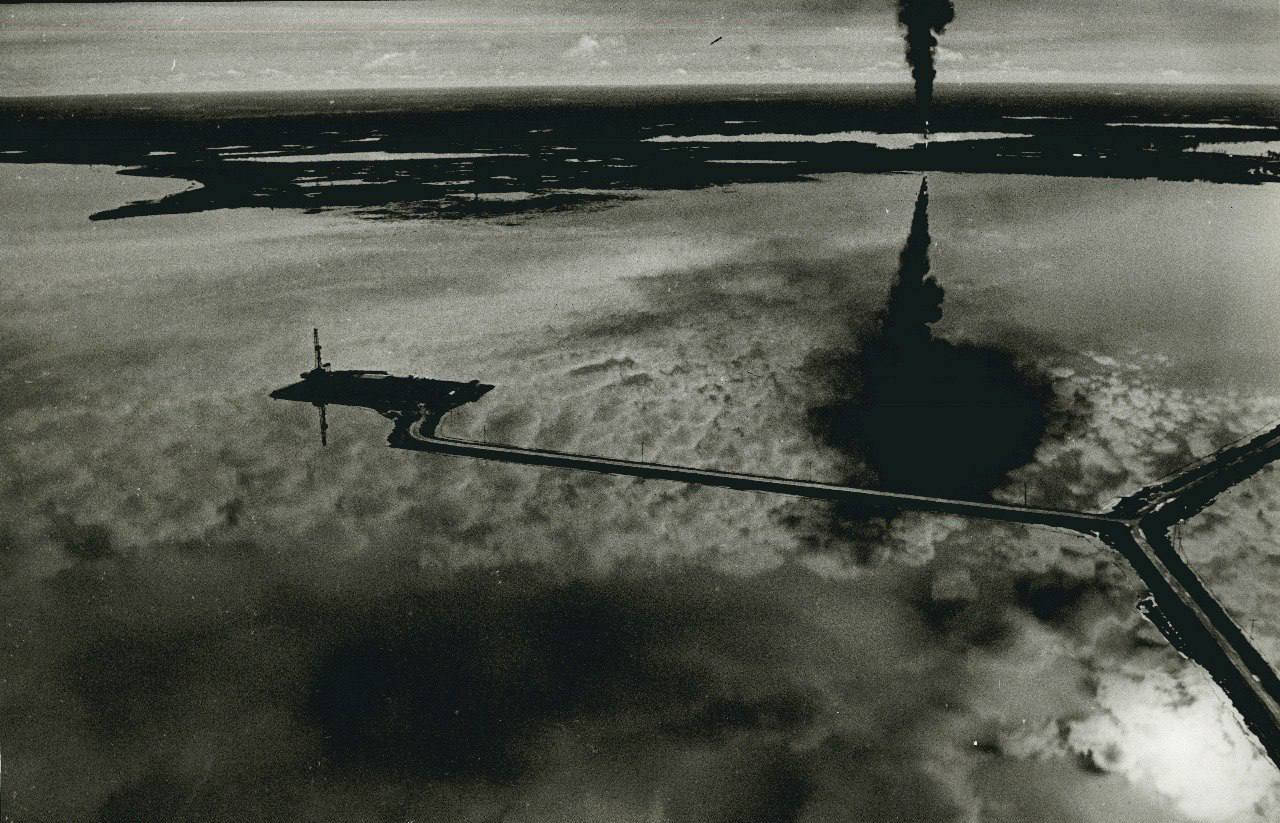 107 лет Комсомолу. 29 октября мы отмечаем День рождения комсомола, ставшего для нескольких поколений вартовчан настоящей школой жизни 107 лет Комсомолу. 29 октября мы отмечаем День рождения комсомола, ставшего для нескольких поколений вартовчан настоящей школой жизни