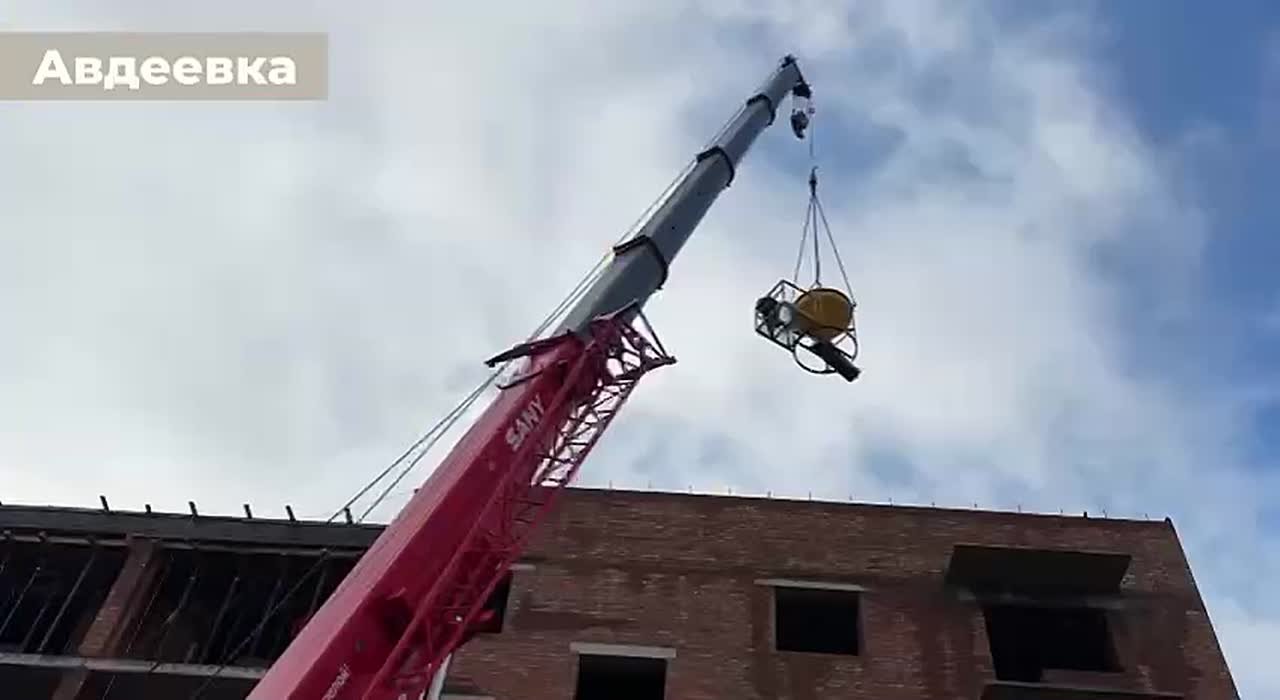 Югра продолжает помогать Донбассу