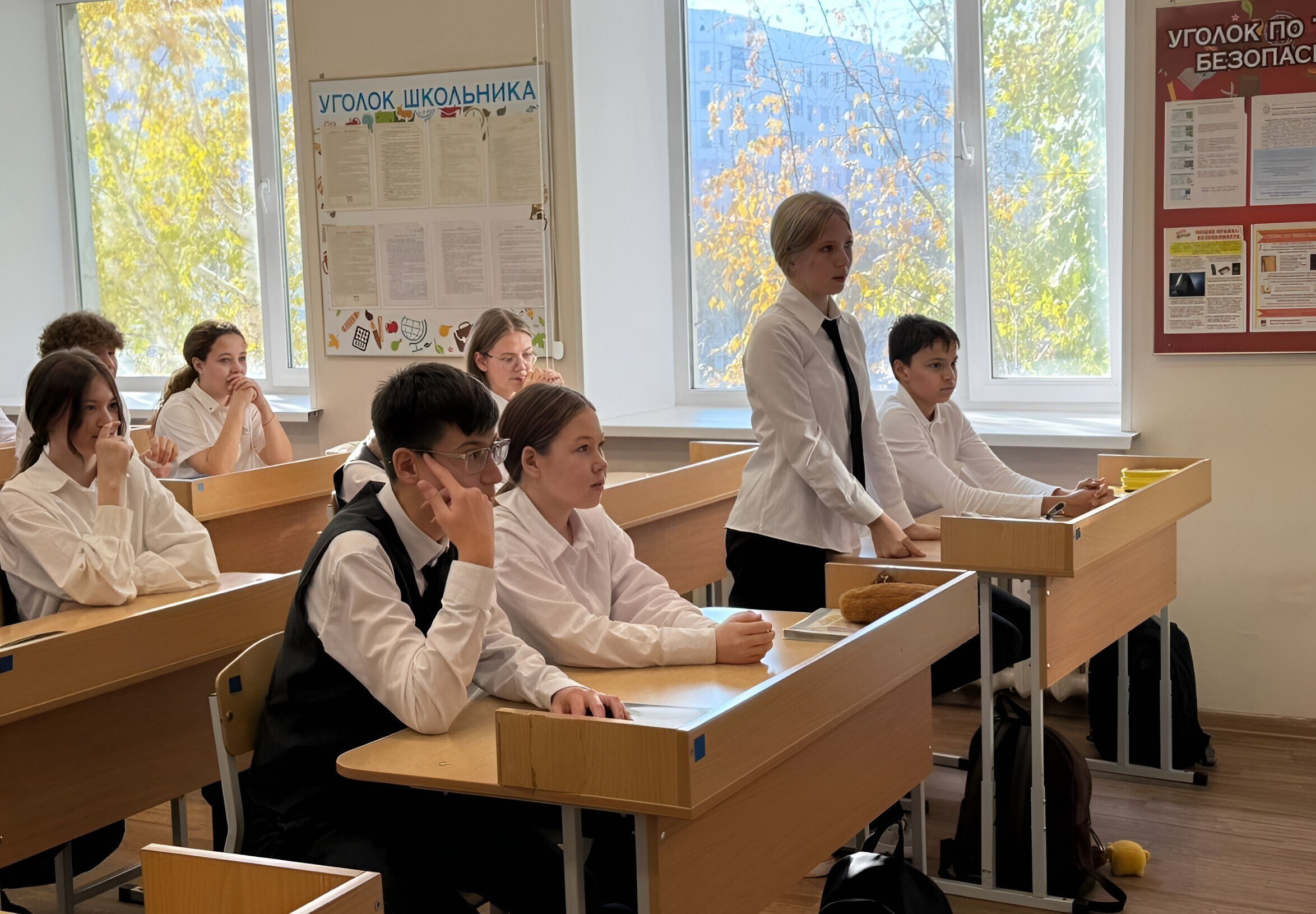 ВТОРАЯ ЖИЗНЬ ПЛАСТИКА. В лицее №2 прошли экоуроки для восьмиклассников в рамках Всероссийского проекта СИБУРа «Вторая жизнь пластика» ВТОРАЯ ЖИЗНЬ ПЛАСТИКА. В лицее №2 прошли экоуроки для восьмиклассников в рамках Всероссийского проекта СИБУРа «Вторая жизнь пластика»