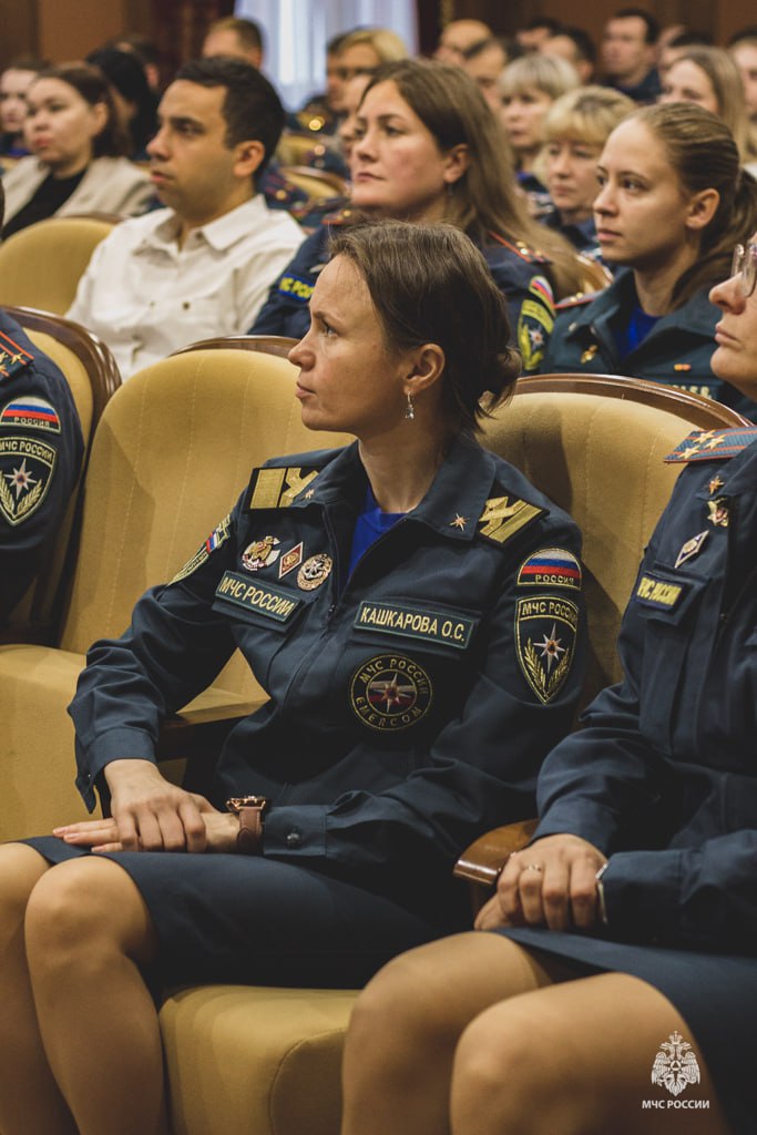 Торжественное мероприятие, посвящённое Дню народного единства, состоялось в Главном управлении Торжественное мероприятие, посвящённое Дню народного единства, состоялось в Главном управлении