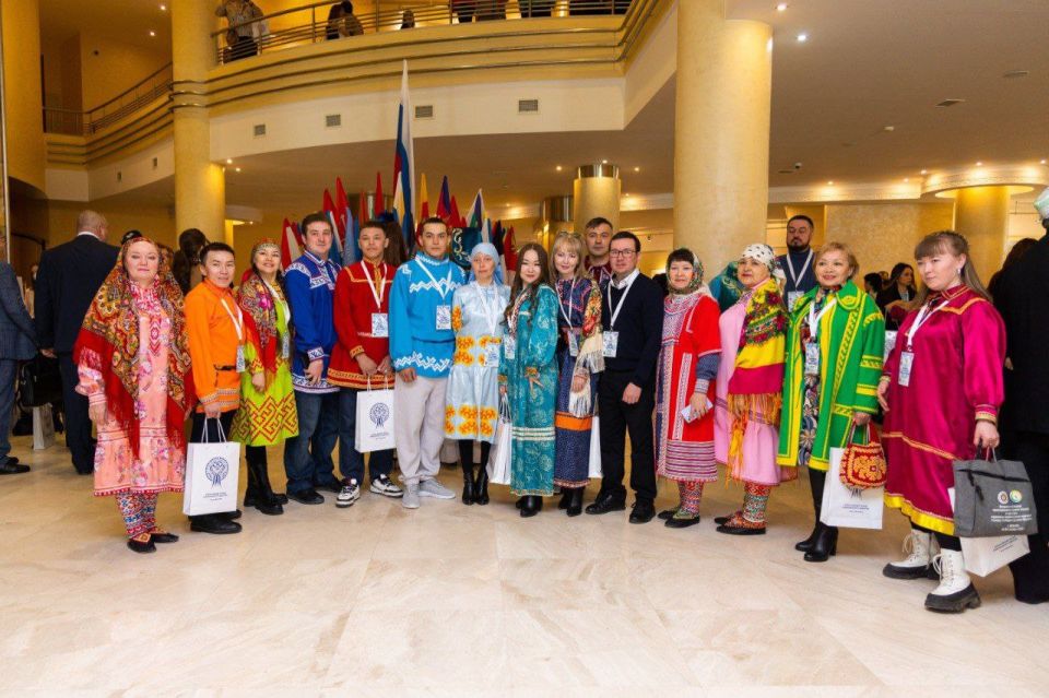  :  !.       !        ,     