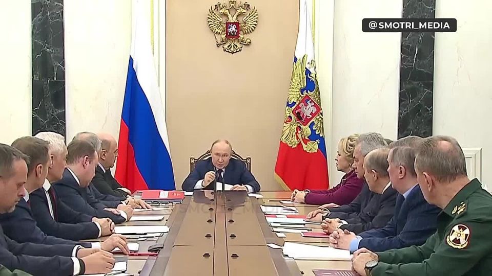 Президент поручил проработать подготовку к испытаниям ядерного оружия