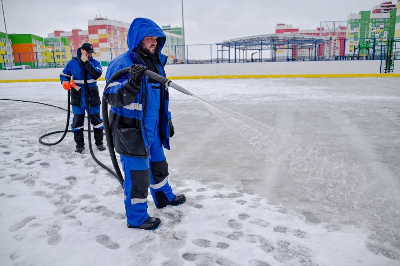Вартовчане скоро смогут кататься на коньках
