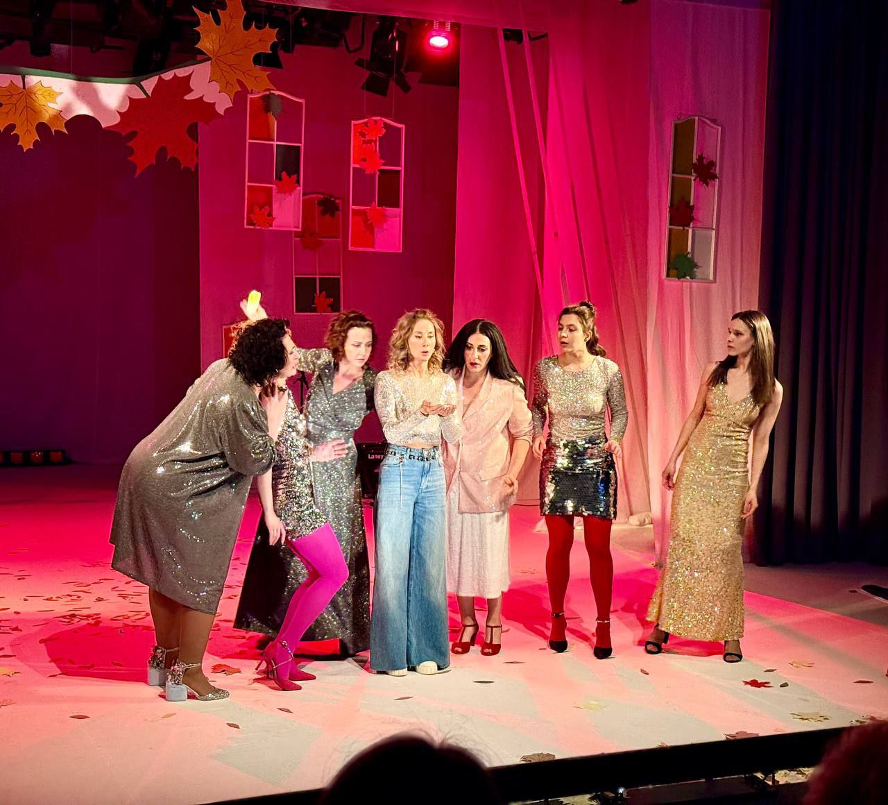 Дмитрий Кощенко: Городскому драматическому исполнилось 30 лет! Был рад принять участие в торжестве по этому случаю, лично поблагодарить работников театра за труд, вручить заслуженные награды Дмитрий Кощенко: Городскому драматическому исполнилось 30 лет! Был рад принять участие в торжестве по этому случаю, лично поблагодарить работников театра за труд, вручить заслуженные награды