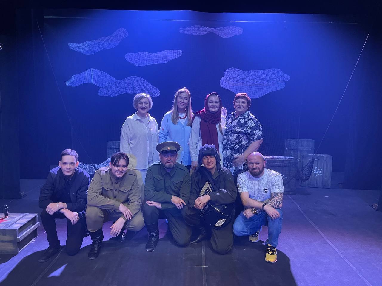 Спектакль Театра актёра и куклы «Петрушка» – обладатель Гран-При на IV фестивале театров кукол «Патриот» (г. Краснодар) Спектакль Театра актёра и куклы «Петрушка» – обладатель Гран-При на IV фестивале театров кукол «Патриот» (г. Краснодар)