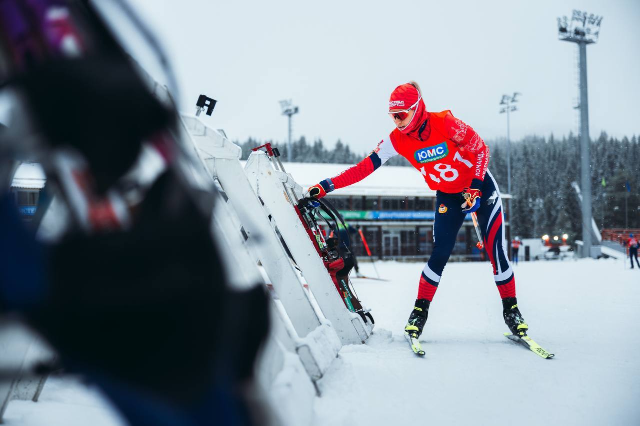 Уже завтра соревнования по лыжным гонкам «Югория. Первый снег» официально откроют зимний сезон Уже завтра соревнования по лыжным гонкам «Югория. Первый снег» официально откроют зимний сезон