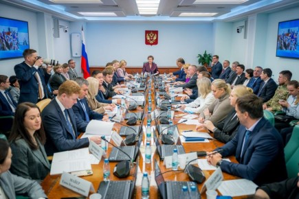 Югра представила положительный опыт по реализации социальной политики на заседании комитета Совета Федерации