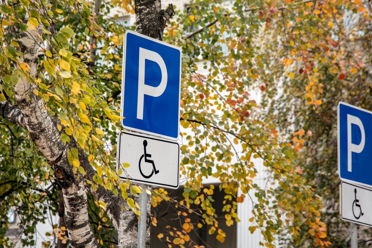 В Сургуте этим летом благоустроили 15 придомовых территорий В Сургуте этим летом благоустроили 15 придомовых территорий