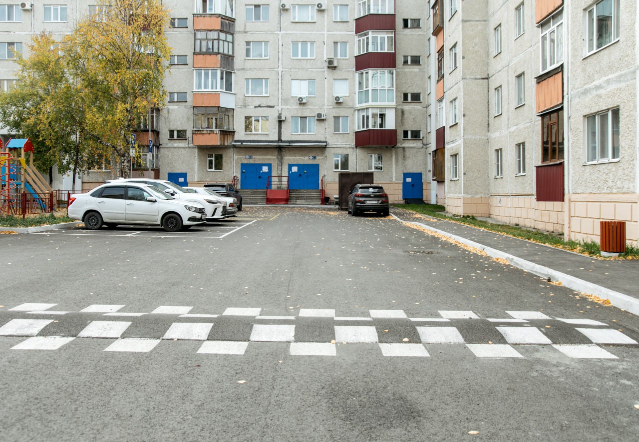 В Сургуте этим летом благоустроили 15 придомовых территорий