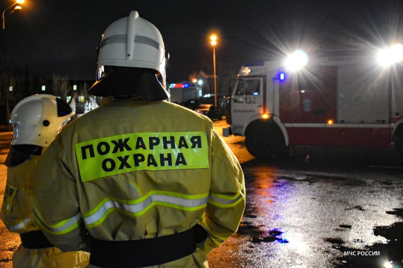 Школьники из Советского познакомились с работой пожарных окружной столицы Школьники из Советского познакомились с работой пожарных окружной столицы