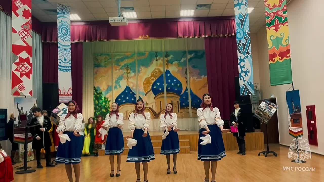 Уроки мужества от пожарных Нефтеюганска