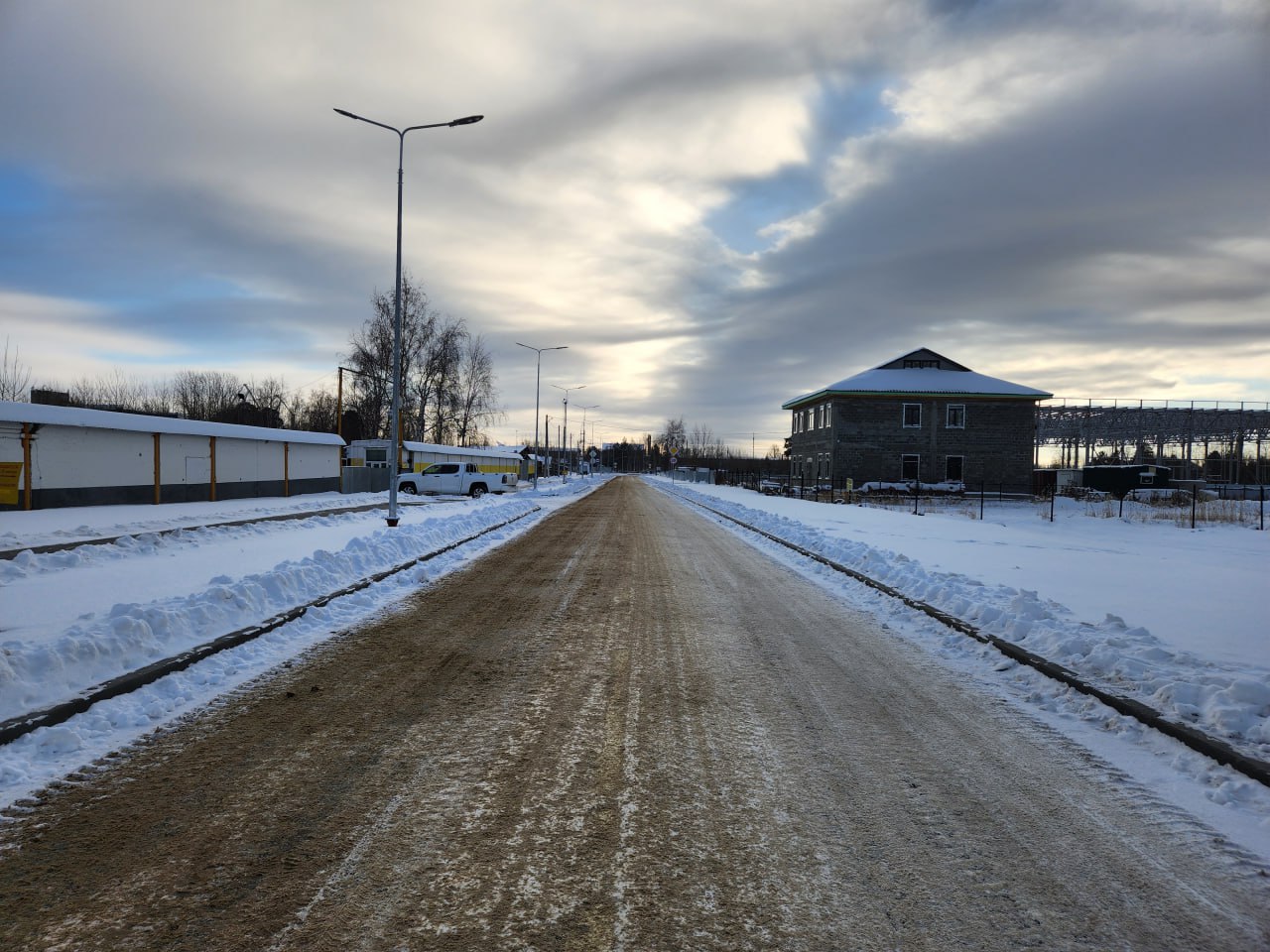 Строительство дороги по улице Тюменской завершено Строительство дороги по улице Тюменской завершено