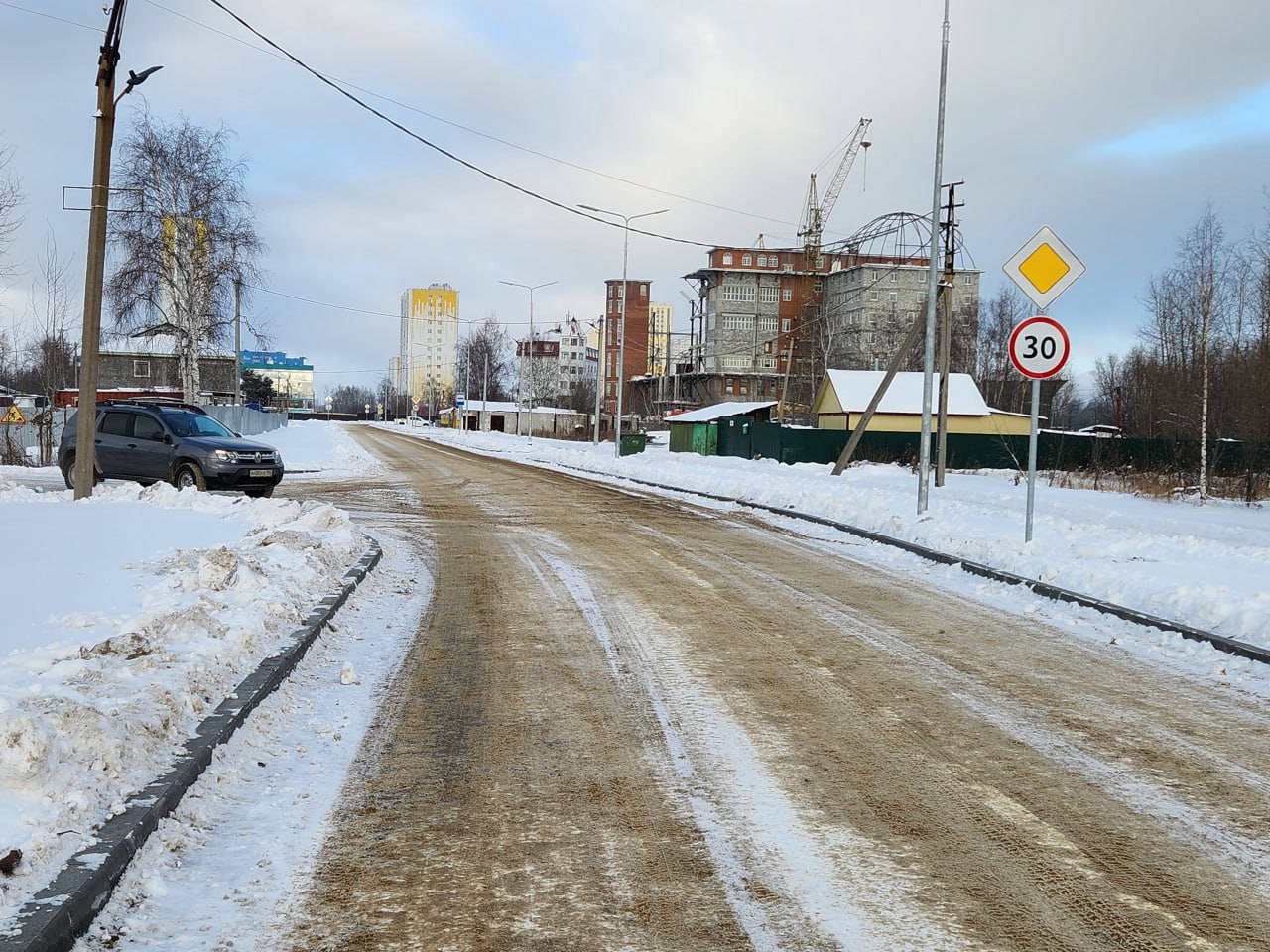 Строительство дороги по улице Тюменской завершено Строительство дороги по улице Тюменской завершено