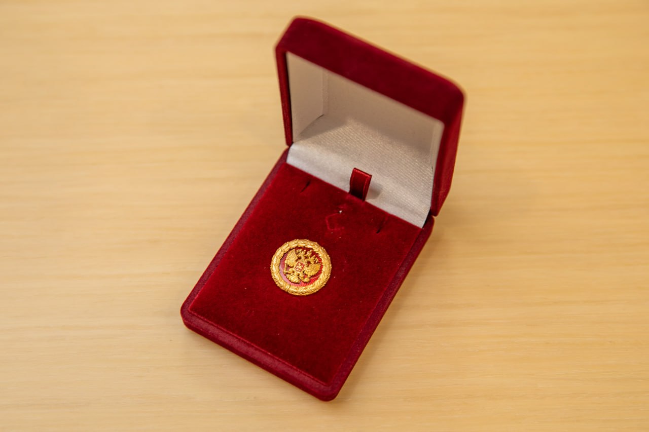 Глава Сургутского района Андрей Трубецкой отмечен высокой наградой Президента РФ Глава Сургутского района Андрей Трубецкой отмечен высокой наградой Президента РФ