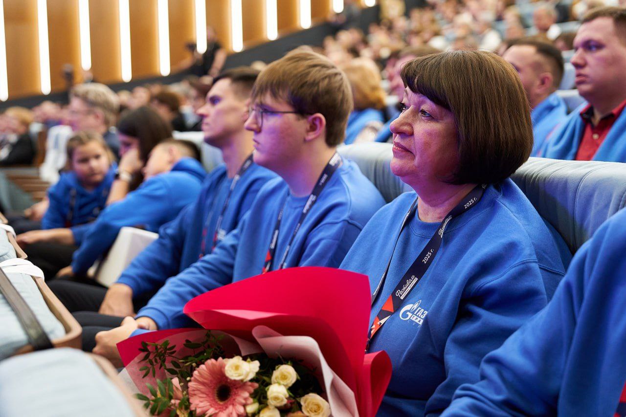 Югорские семьи покорили Фестиваль трудовых династий УрФО Югорские семьи покорили Фестиваль трудовых династий УрФО