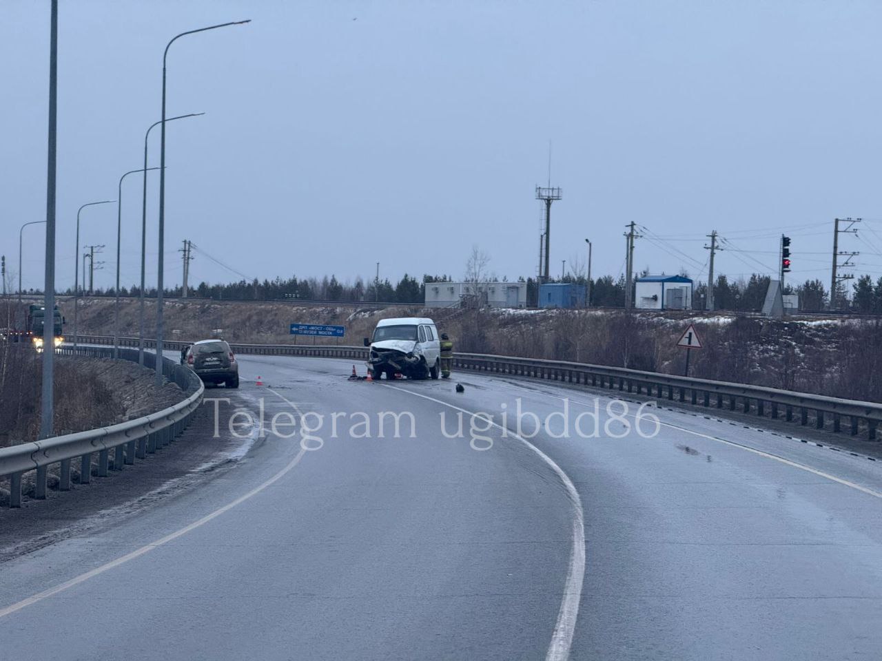 Неконтролируемый занос авто привёл к ДТП Неконтролируемый занос авто привёл к ДТП