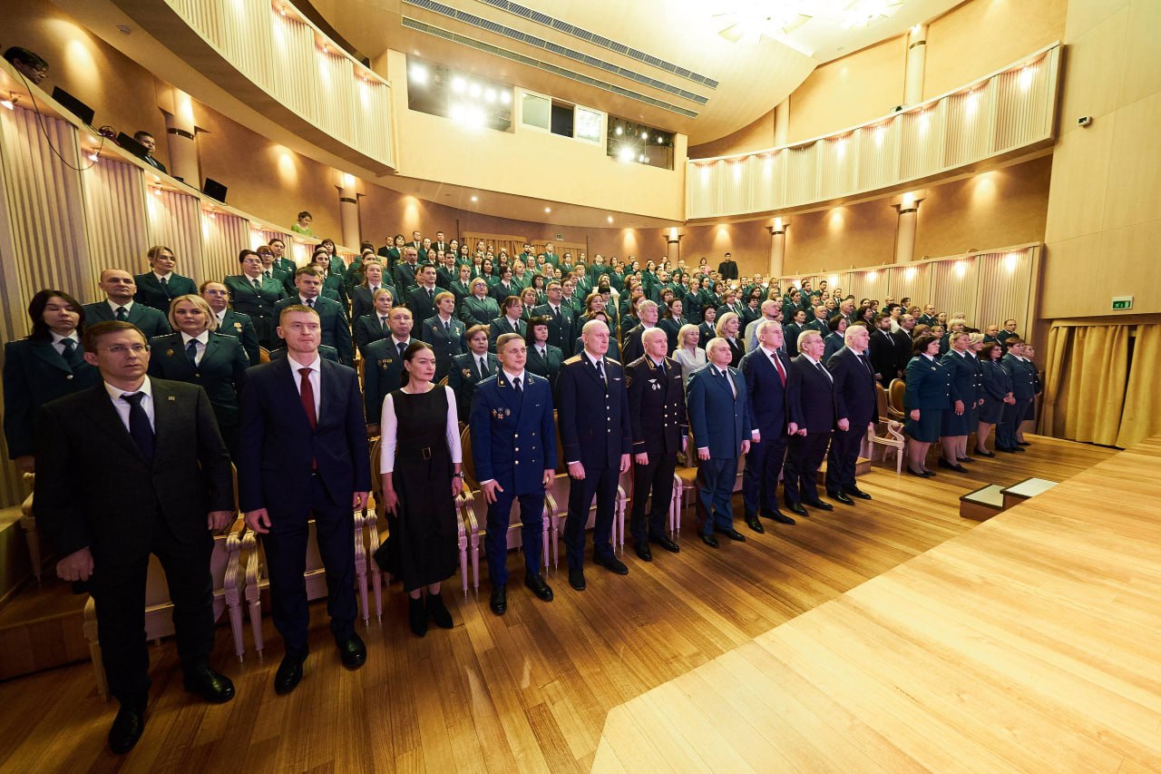 В Ханты-Мансийске вручили награды сотрудникам налоговых инспекций В Ханты-Мансийске вручили награды сотрудникам налоговых инспекций