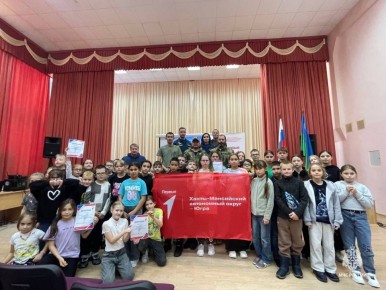 В Белоярском прошел учебно-патриотический квест при участии пожарно-спасательного подразделения