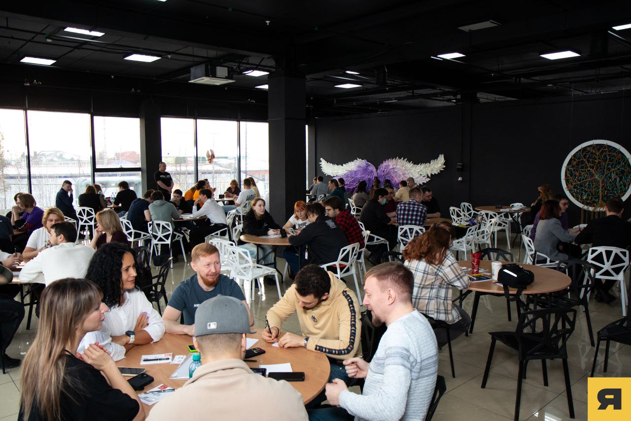 Дмитрий Кощенко: Арт-резиденция «Ядро» на минувших выходных стала центром притяжения интеллектуалов Дмитрий Кощенко: Арт-резиденция «Ядро» на минувших выходных стала центром притяжения интеллектуалов