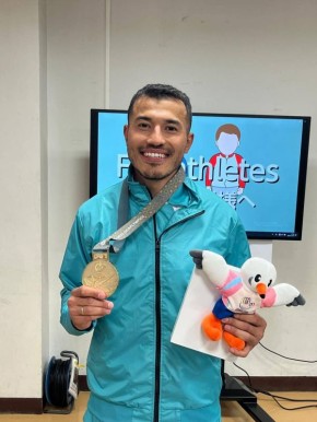 Сургутянин Ардашер Муминджанов стал сурдлимпийским чемпионом в десятиборье