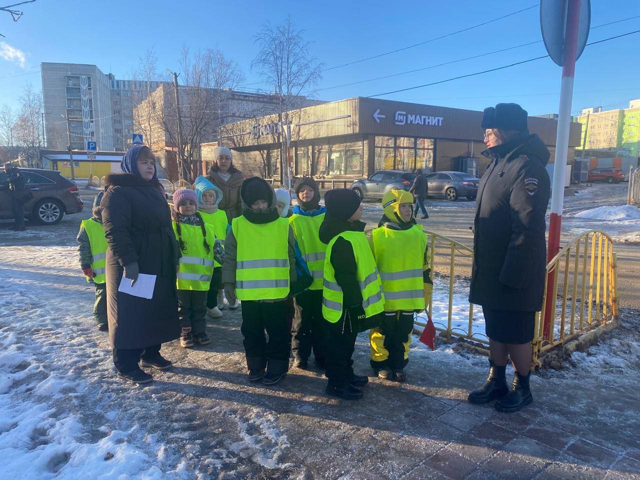 «Светлячки» на дорогах Югры: как сделать путь безопаснее «Светлячки» на дорогах Югры: как сделать путь безопаснее