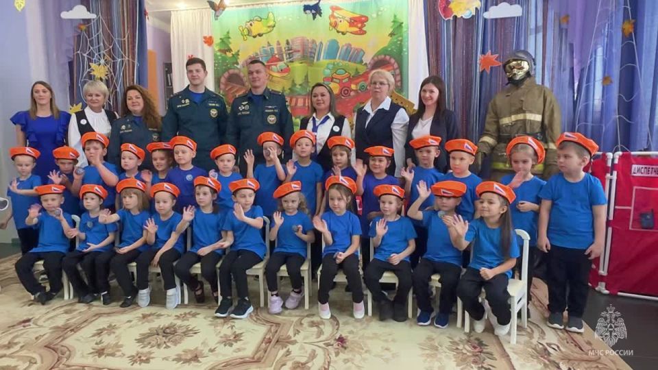 В Ханты-Мансийске состоялась торжественная церемония посвящения воспитанников детского сада в «юные спасатели»