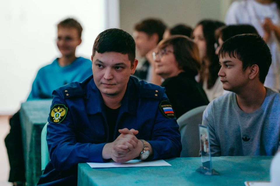 1234. �������� �����-����������� ������������ ��������� ������ ����� ������ ������� � ���������������-��������������� ���������, ������������ �� ��� ������ ���� �������